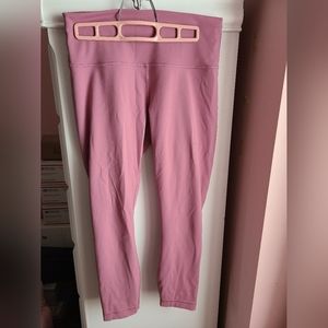 Mauve pink Lululemon cropped leggings size 10